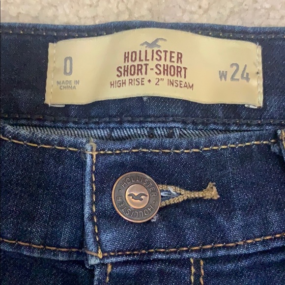Hollister Denim High Rise Short-Short - Picture 3 of 3